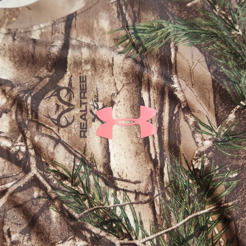 Women's Under Armour camo tee - Picture 3 of 4
